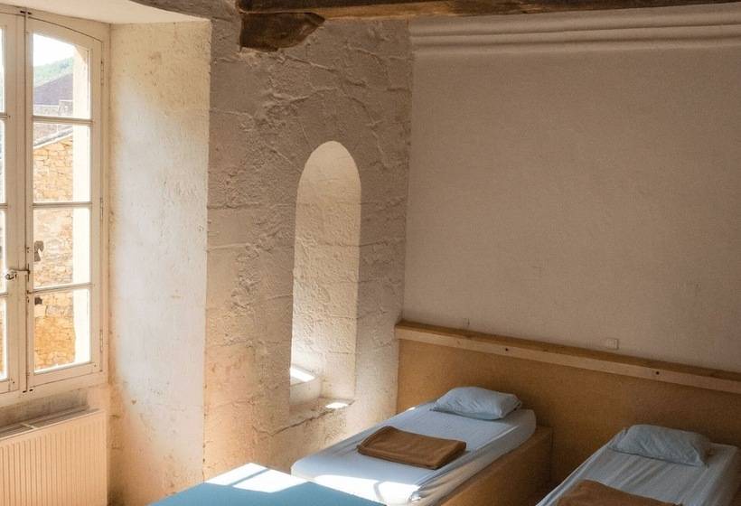 فندق صغير Auberge De Jeunesse Hi Cadouin