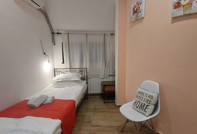 호스텔 Blur Inn Gallery