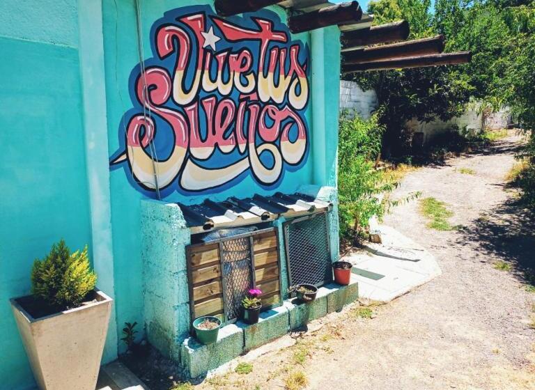 הוסטל Social Club La Cueva