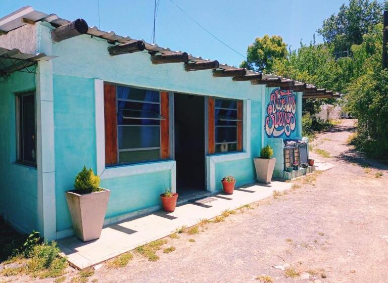 הוסטל Social Club La Cueva