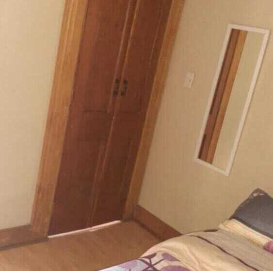 مبيت وإفطار Doube Room In Lovely Historian Guesthous