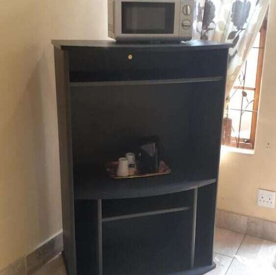 مبيت وإفطار Doube Room In Lovely Historian Guesthous