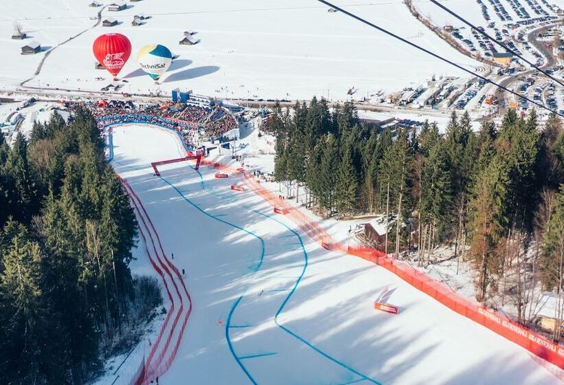 호텔 Aja Garmischpartenkirchen