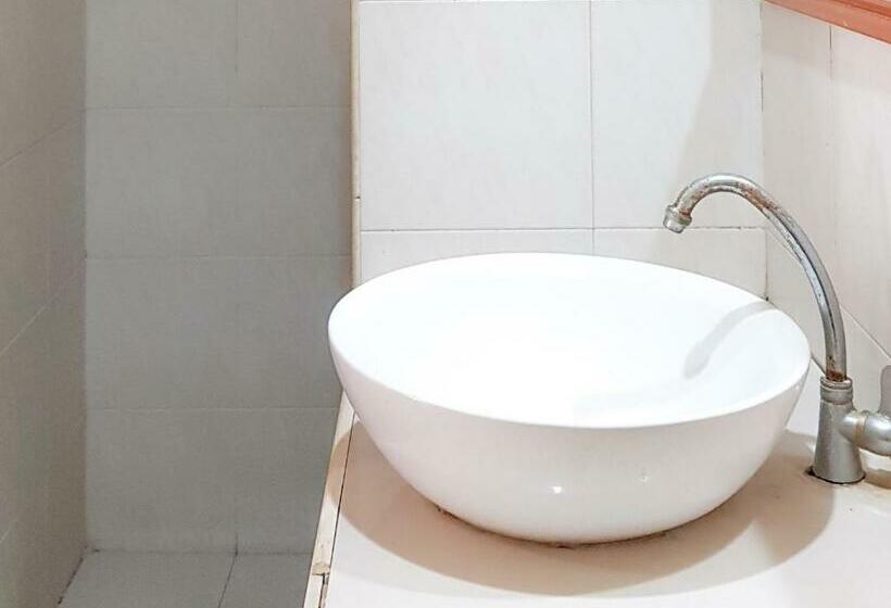 酒店 Koolkost At Poppies Lane Street   Minimum Stay 30 Nights