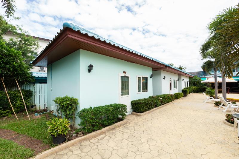 Отель Oyo 1131 Rendezvous Resort & Restaurant