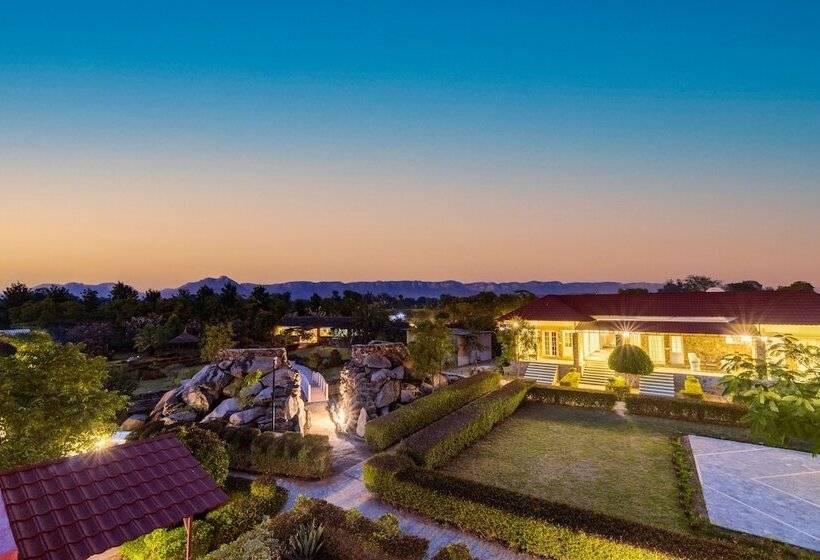 אתר נופש Astroport Sariska Treetop By Eight Continents