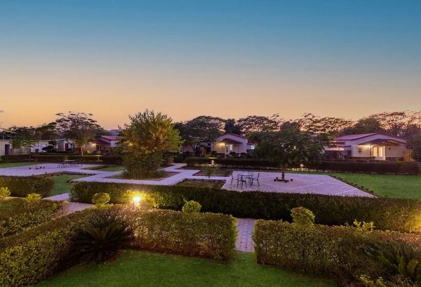 אתר נופש Astroport Sariska Treetop By Eight Continents