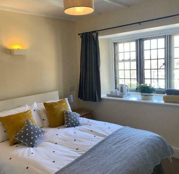 호스텔 The Fleur De Lis