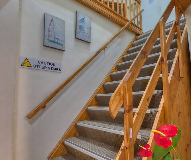 مبيت وإفطار Mermaid Guest House