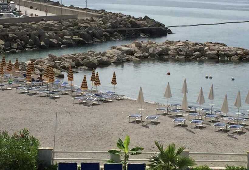 客栈  Lembo Di Mare