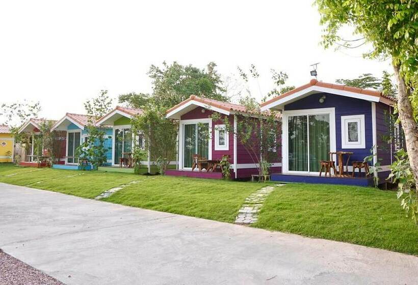 ホテル Baan Maesot Plus