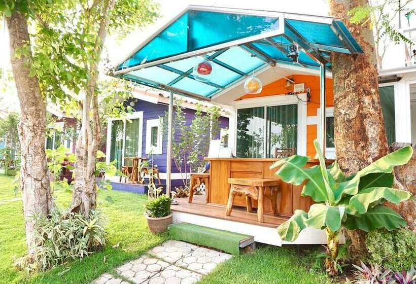 ホテル Baan Maesot Plus