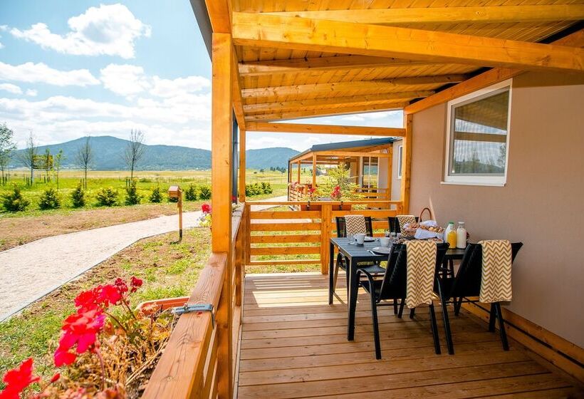 Отель Big Bear Plitvice Camping Resort