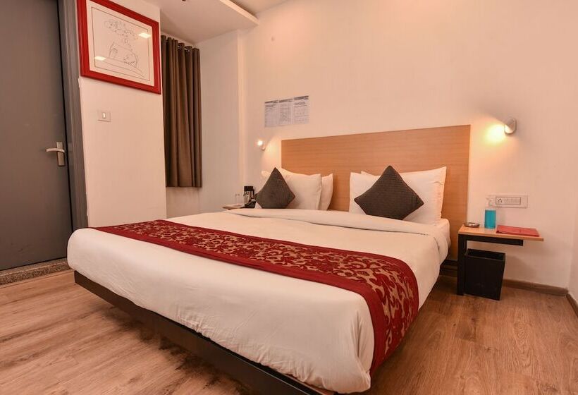 בית מלון כפרי Blue Saffron