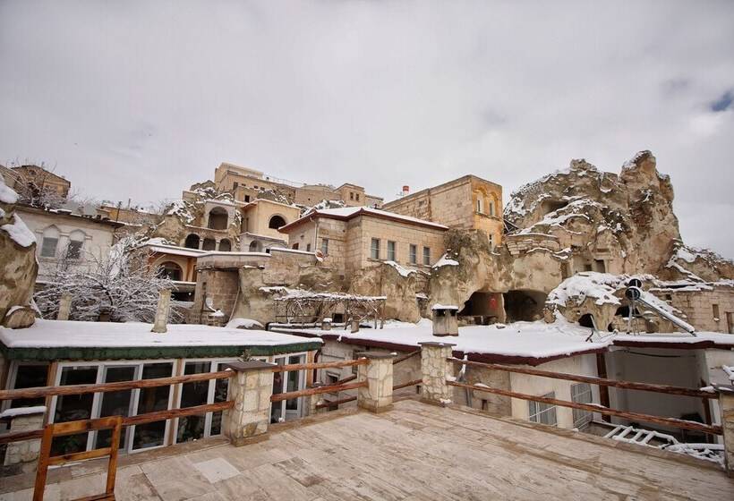 酒店 Cappadocia Ennar Cave Swimming Pool Hot & Spa