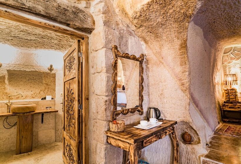 酒店 Cappadocia Ennar Cave Swimming Pool Hot & Spa