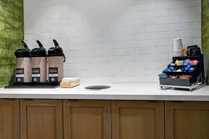 فندق Fairfield Inn & Suites By Marriott Milwaukee Brookfield