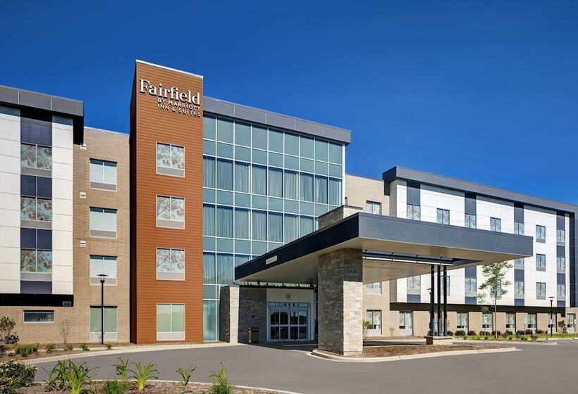 فندق Fairfield Inn & Suites By Marriott Milwaukee Brookfield