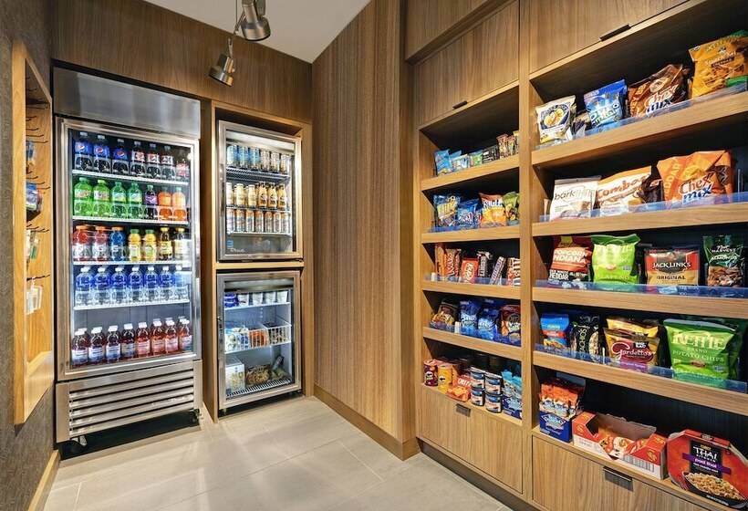 فندق Fairfield Inn & Suites By Marriott Milwaukee Brookfield