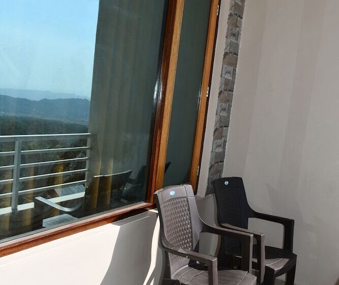 Отель Flyers Paradise