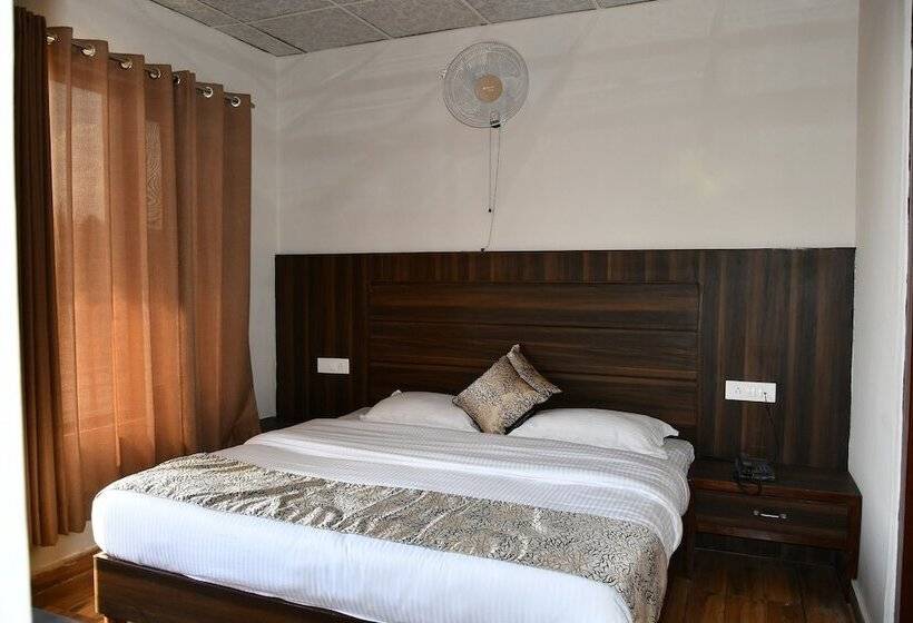 Отель Flyers Paradise