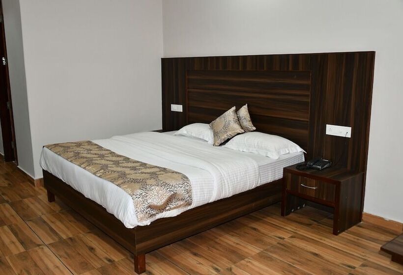 Отель Flyers Paradise