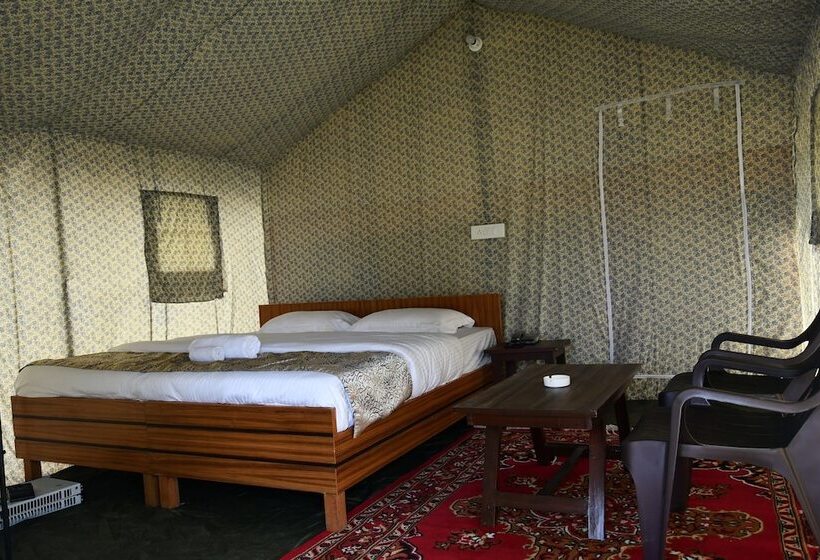 Отель Flyers Paradise