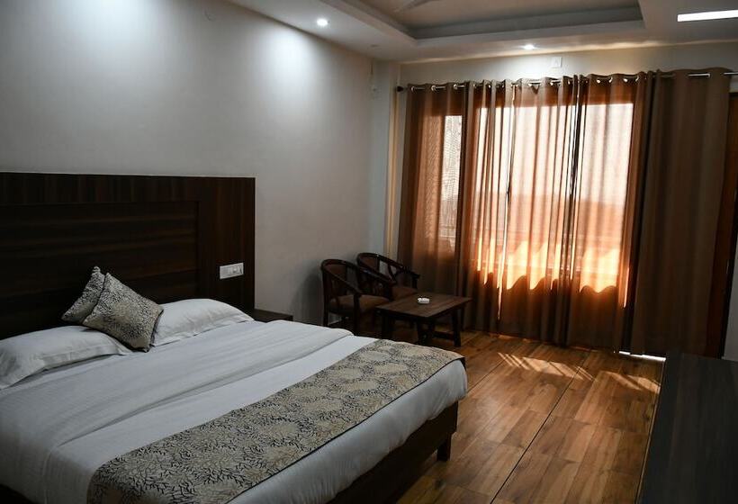 Отель Flyers Paradise