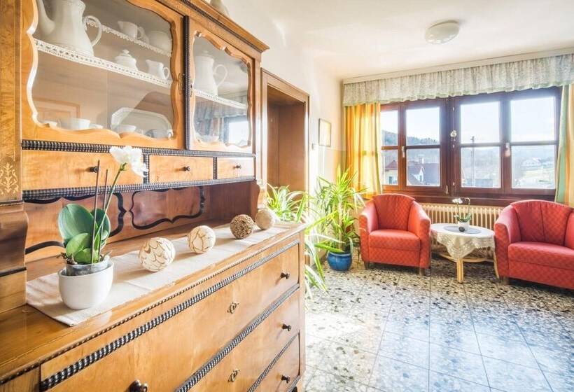 ホテル Gasthof Gruber