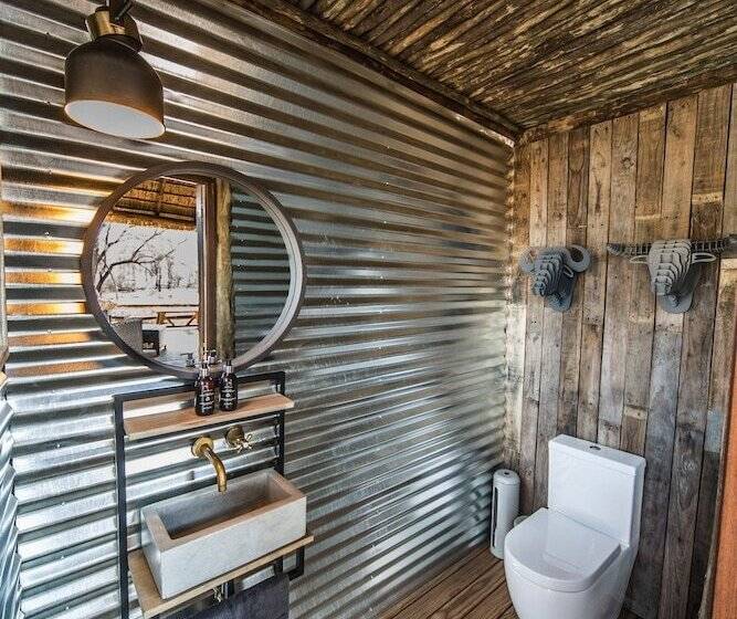 ホテル Nkala Safari Lodge