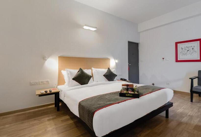 בית מלון כפרי Townhouse Ramamurthy Nagar Near Baiyappanahalli Metro Station