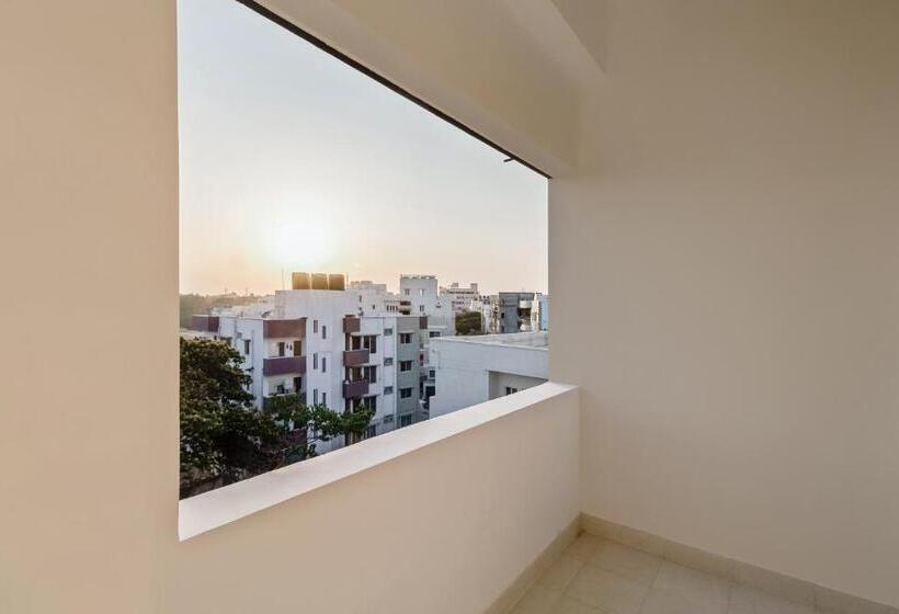 בית מלון כפרי Townhouse Ramamurthy Nagar Near Baiyappanahalli Metro Station