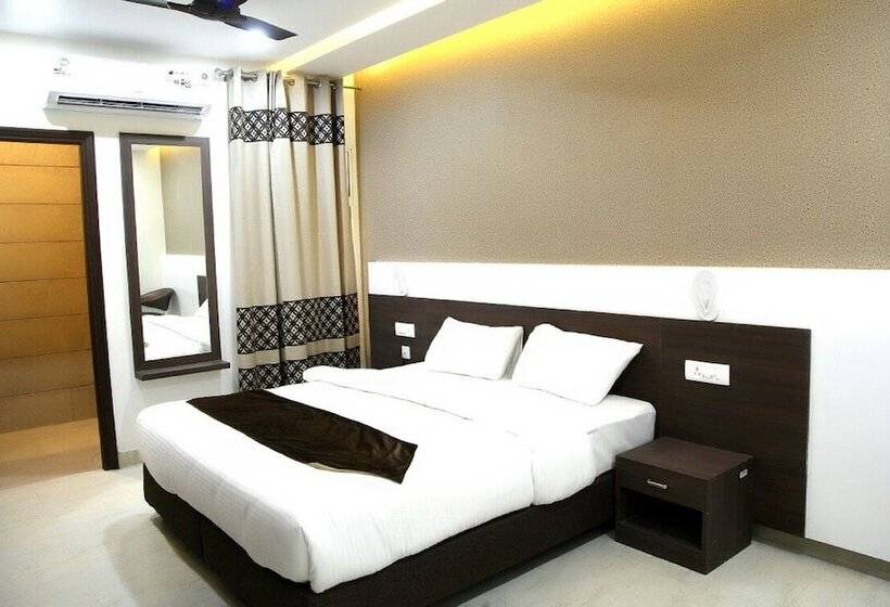 ホテル Royal Mjs Pinjore