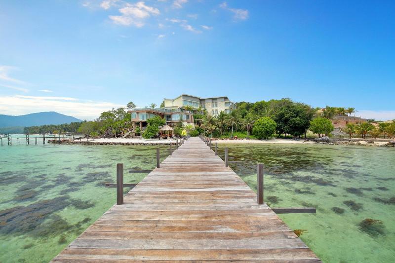فندق Royal Ocean Resort Karimunjawa