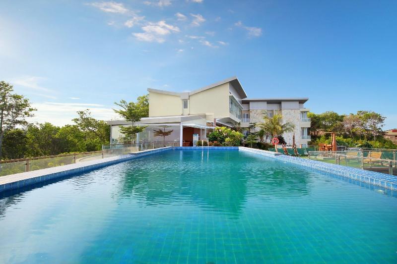 فندق Royal Ocean Resort Karimunjawa