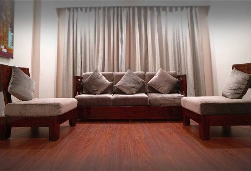 Sai Maa Hotel & Residency