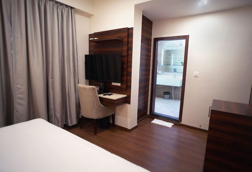 Sai Maa Hotel & Residency