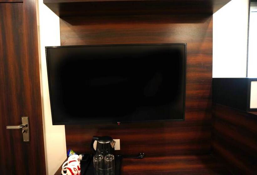 Sai Maa Hotel & Residency