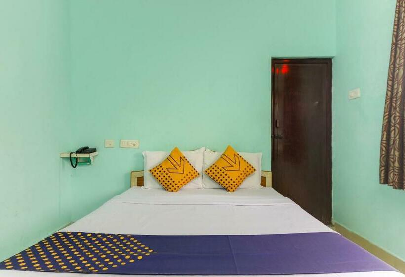 호텔 Spot On 75475 Cn Guest House