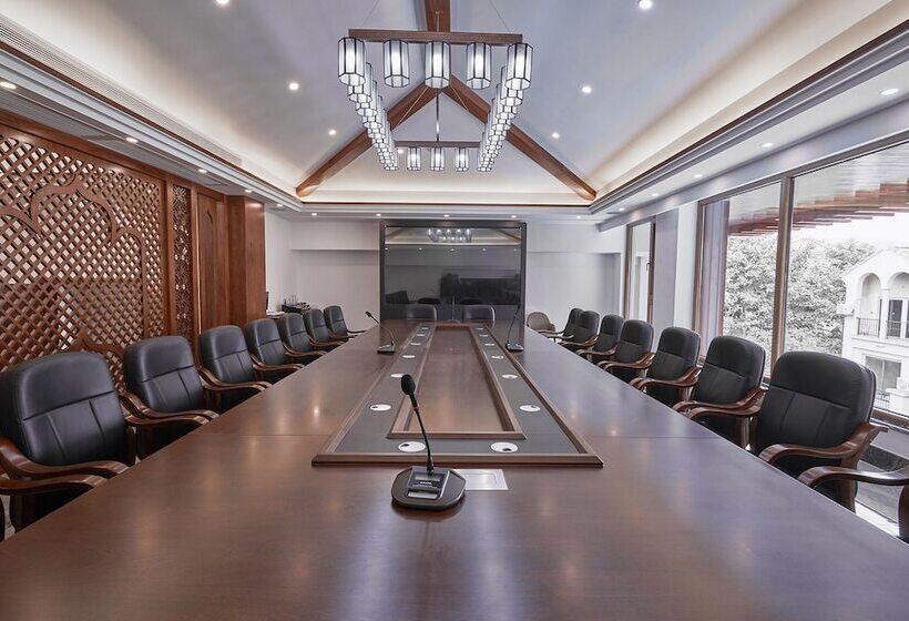 هتل Xishuangbana Yunshangpin