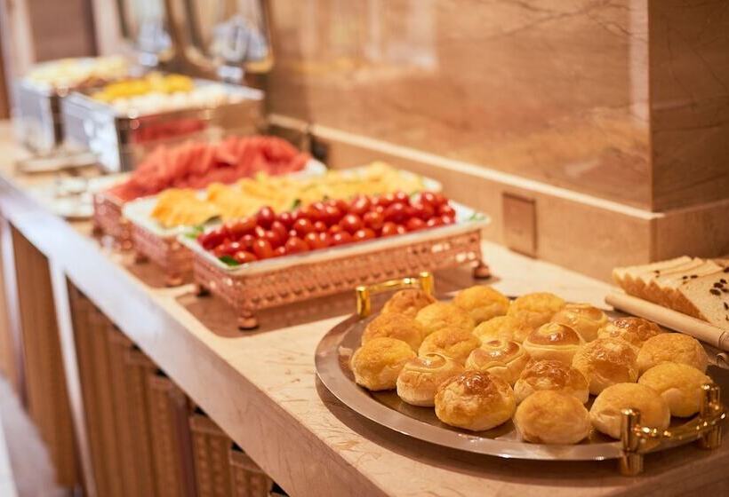 هتل Xishuangbana Yunshangpin