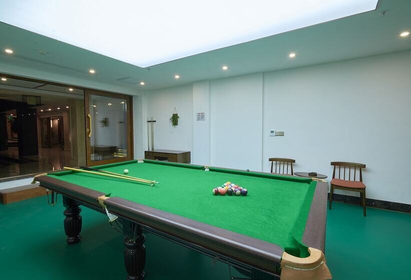 هتل Xishuangbana Yunshangpin