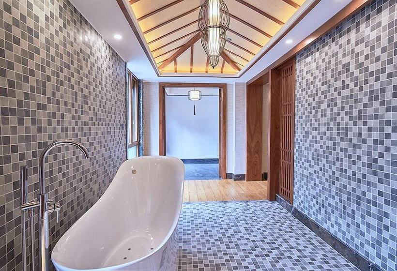 هتل Xishuangbana Yunshangpin