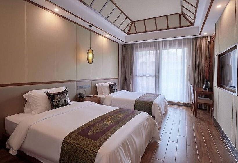 هتل Xishuangbana Yunshangpin