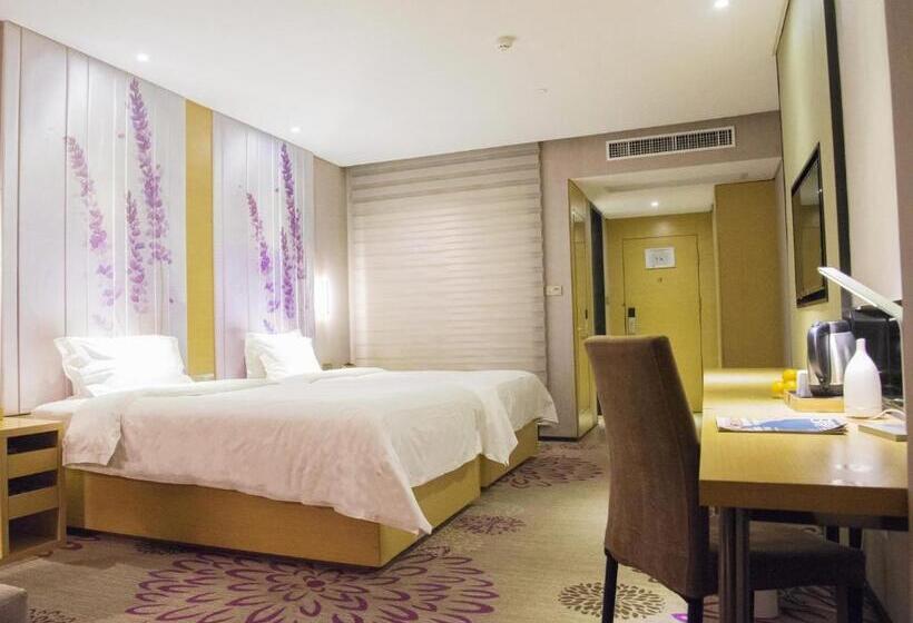Lavande Hotel Xiantao Xintiandi International Plaza
