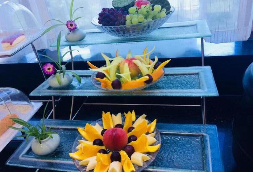 Lavande Hotel Xiantao Xintiandi International Plaza