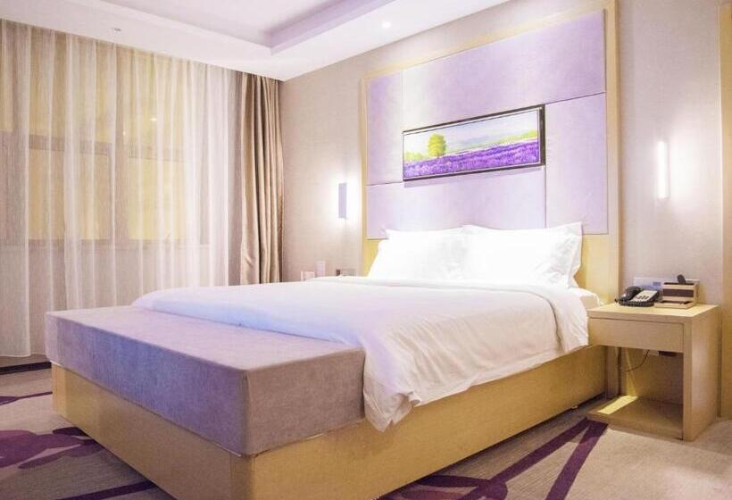 Lavande Hotel Xiantao Xintiandi International Plaza