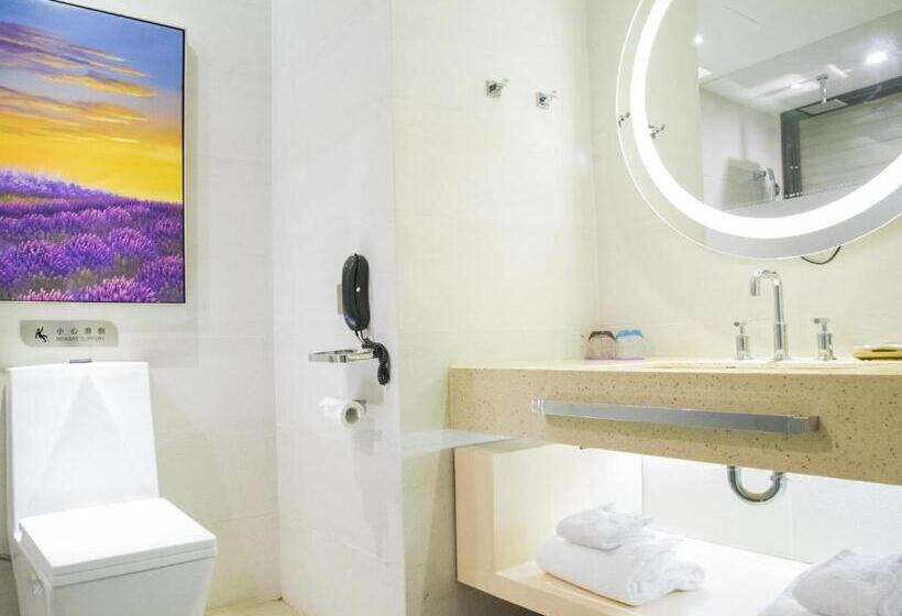 Lavande Hotel Xiantao Xintiandi International Plaza