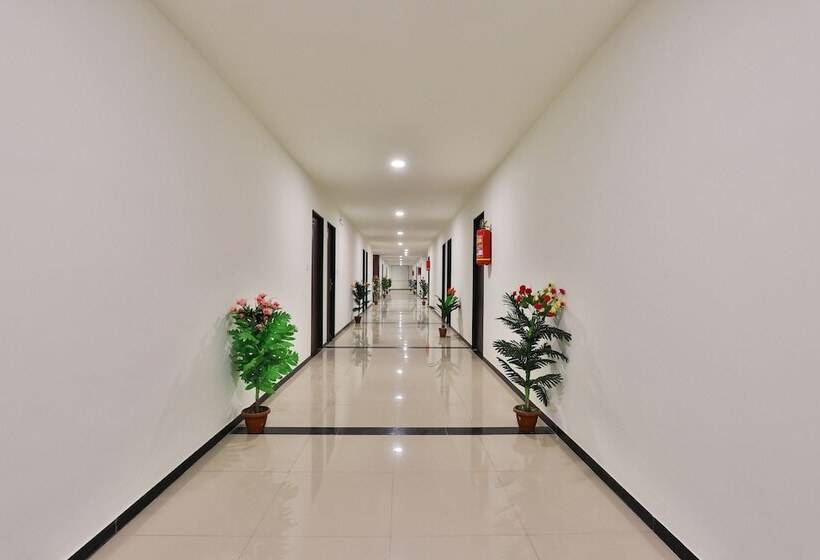 Oyo 26578 Hotel Aashray