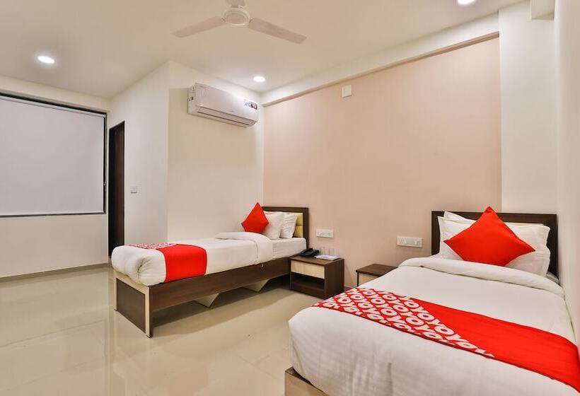 Oyo 26578 Hotel Aashray